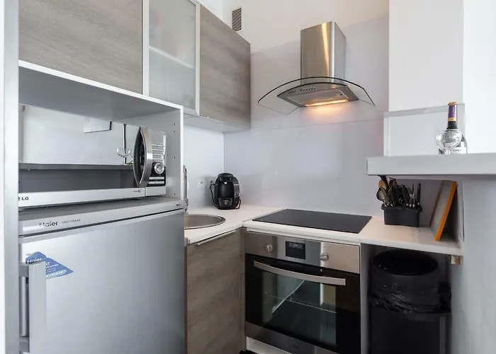 Studio Apartment